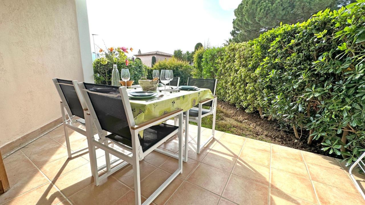 Appartement Les Pins Bleus A8 Sainte-Maxime Buitenkant foto