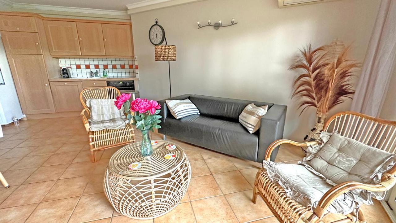 Appartement Les Pins Bleus A8 Sainte-Maxime Buitenkant foto