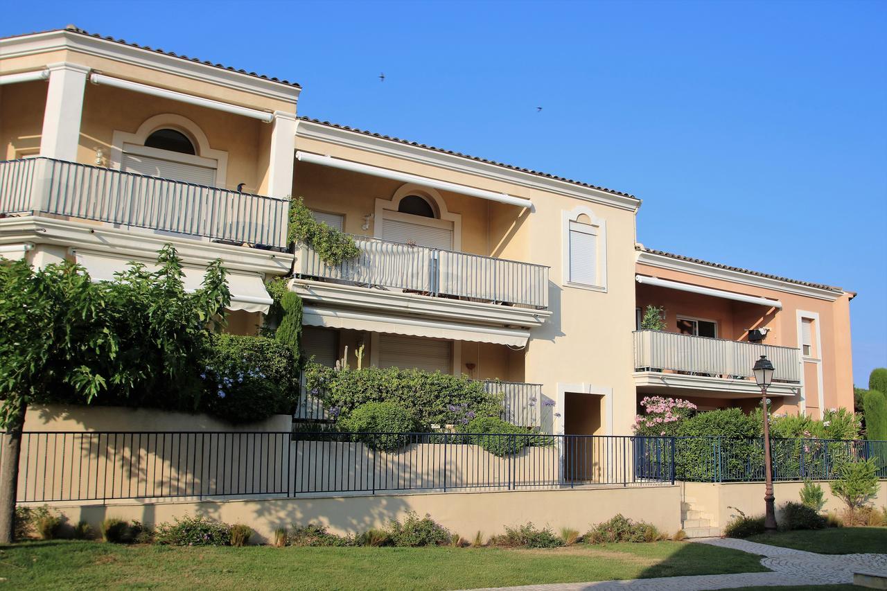 Appartement Les Pins Bleus A8 Sainte-Maxime Buitenkant foto