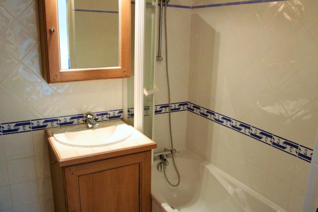 Appartement Les Pins Bleus A8 Sainte-Maxime Buitenkant foto