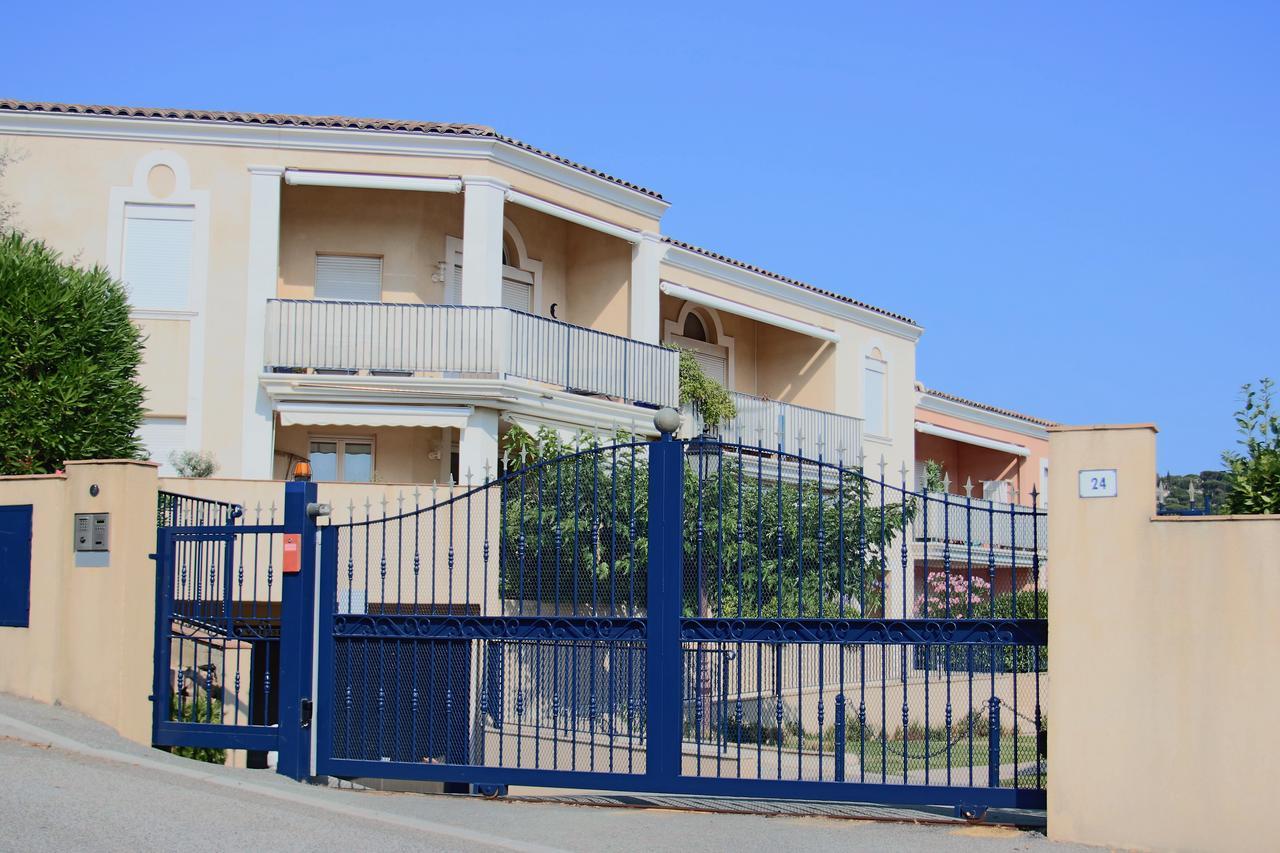 Appartement Les Pins Bleus A8 Sainte-Maxime Buitenkant foto