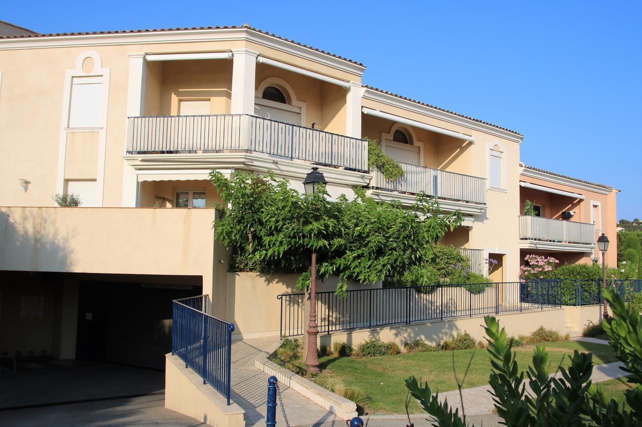 Appartement Les Pins Bleus A8 Sainte-Maxime Buitenkant foto
