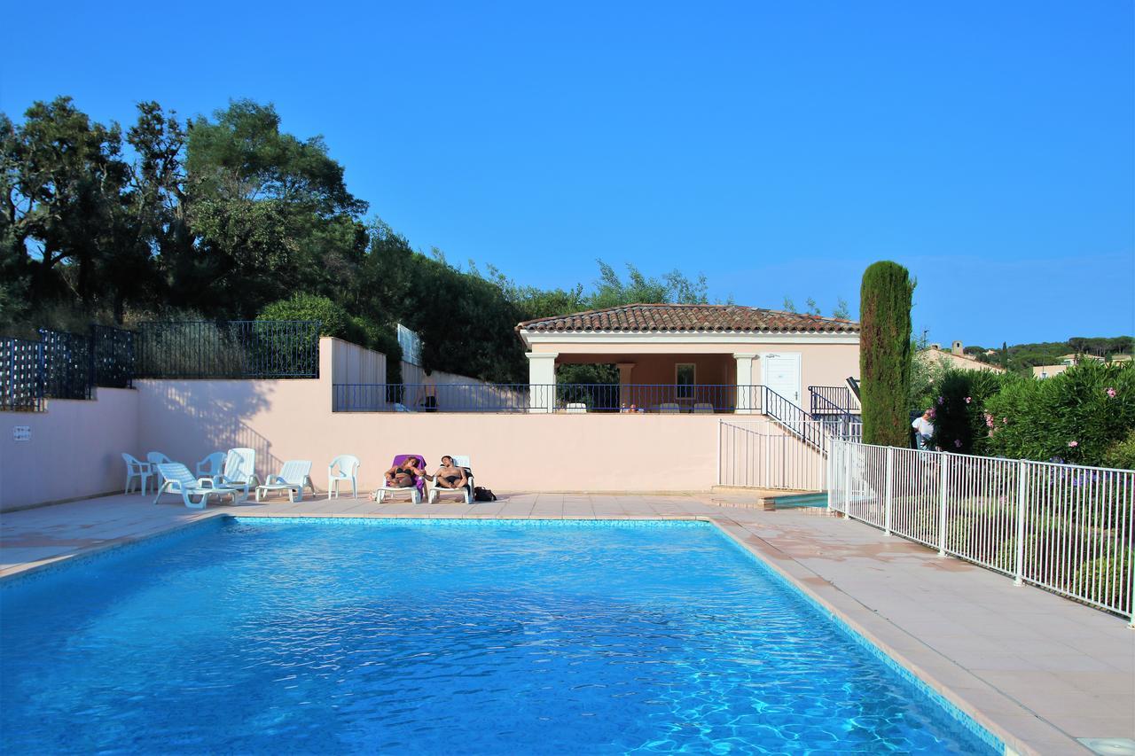 Appartement Les Pins Bleus A8 Sainte-Maxime Buitenkant foto