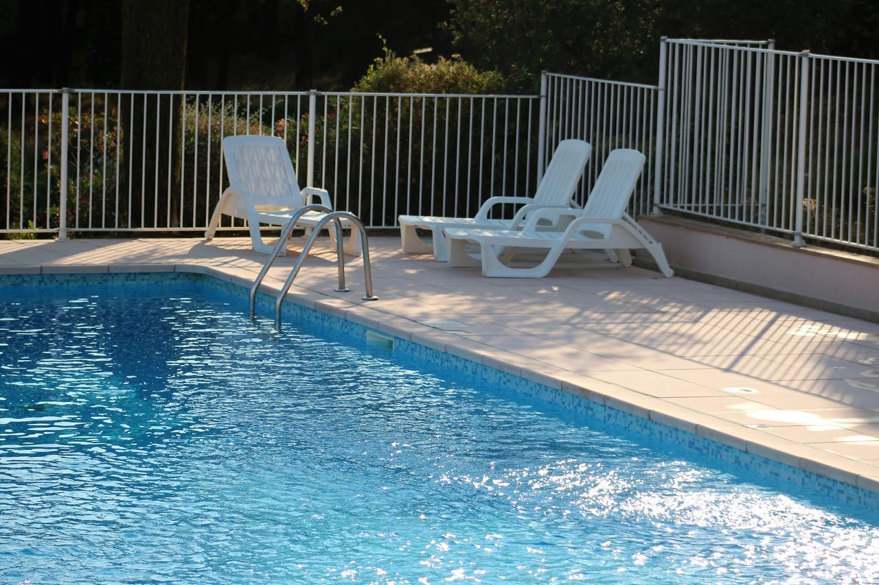 Appartement Les Pins Bleus A8 Sainte-Maxime Buitenkant foto